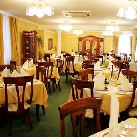 Monte-Nelly Hotel Bukareszt Zewnętrze zdjęcie