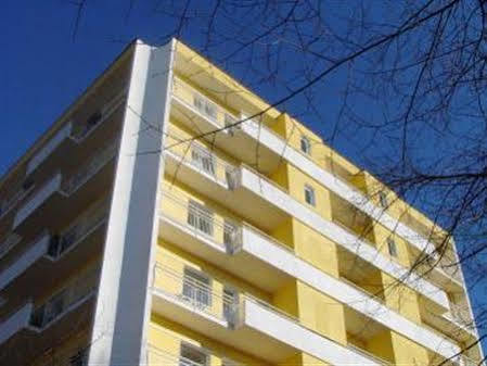 Monte-Nelly Hotel Bukareszt Zewnętrze zdjęcie