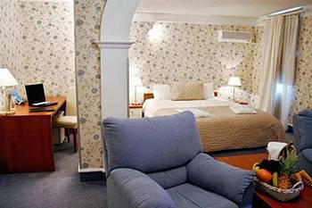 Monte-Nelly Hotel Bukareszt Zewnętrze zdjęcie